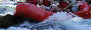 4 people rafting
