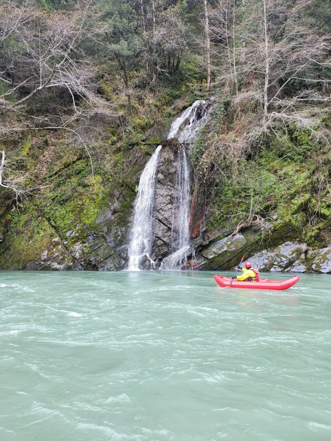 trip image of white water rafting